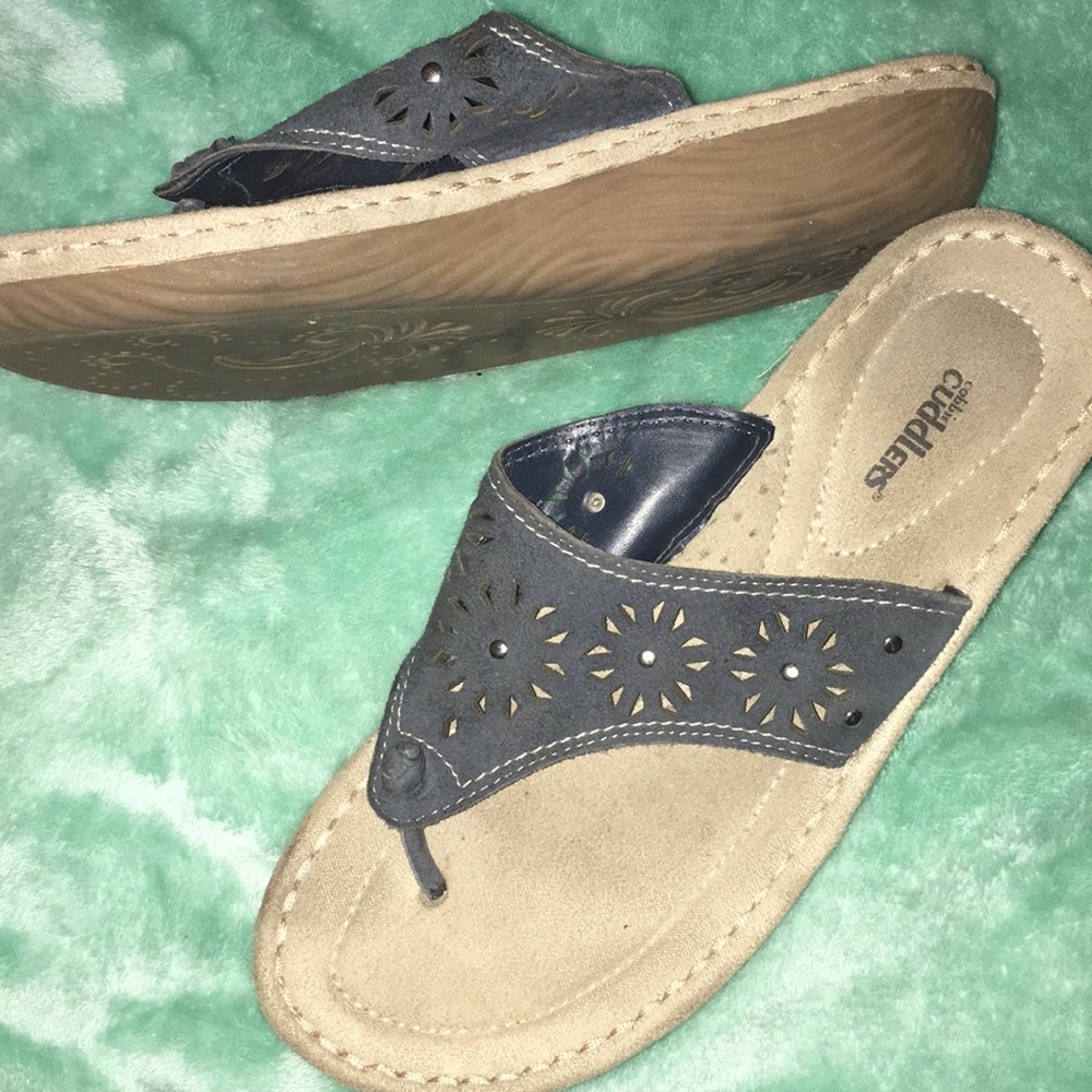 Cobbie Cuddlers comfort sandals 11W
